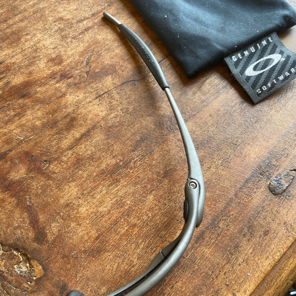 Men’s Vintage Oakley Juliet X-Metal 1st Gen Shades - Picture 3 of 6